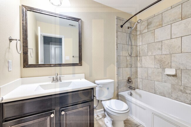Building Photo - 4505 Chestnut Meadows Bend