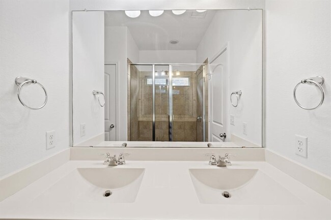 Building Photo - 10906 Bruneau Trail