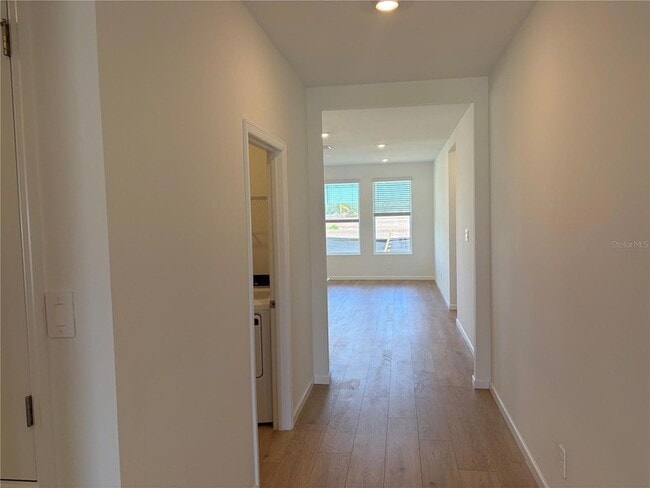 Building Photo - 4377 Vibernum Ave