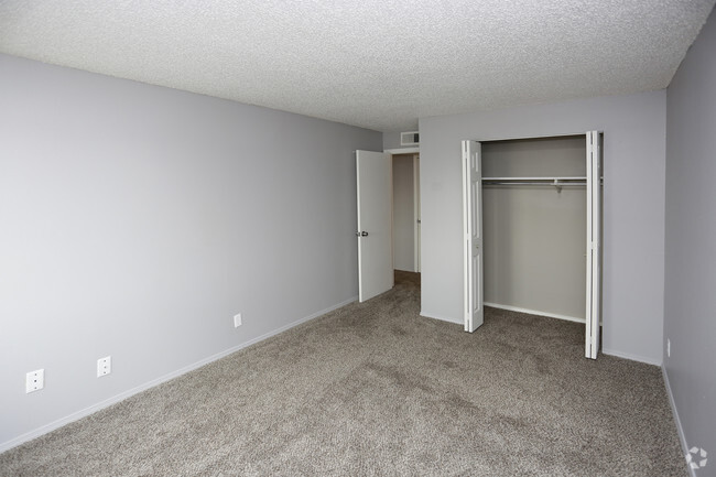 1BR, 1BA - 650 SF - Aspire Colorado Springs