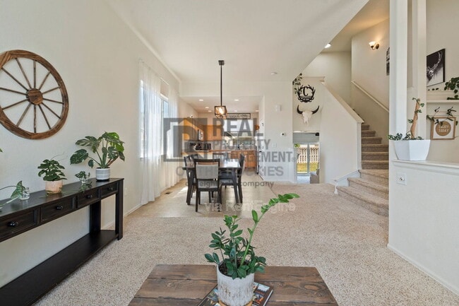 Building Photo - 7235 Andover St