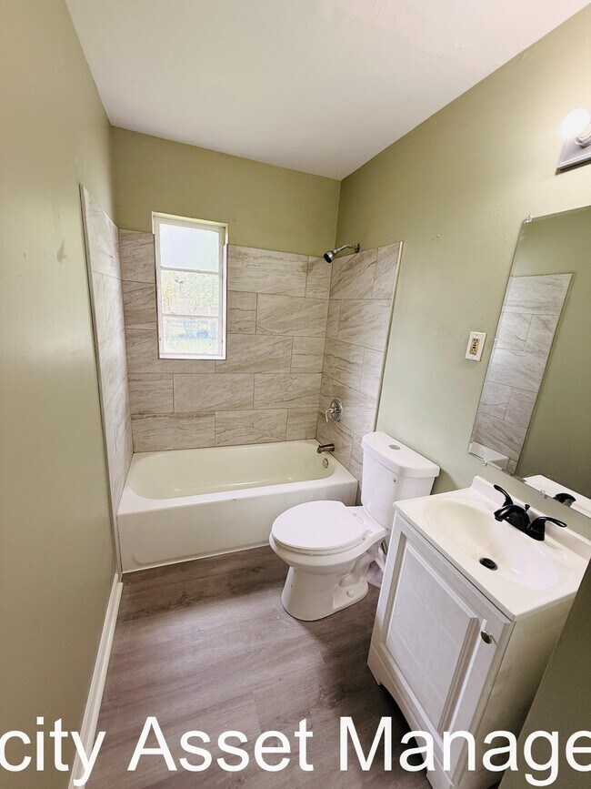 Building Photo - 4223 Cherrydale Rd