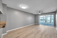 Building Photo - Charming Condo in Stonesthrow – Modern Com...