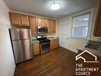 Building Photo - 2510 N Leclaire Ave