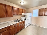 Building Photo - 813 E Huntsville Ave