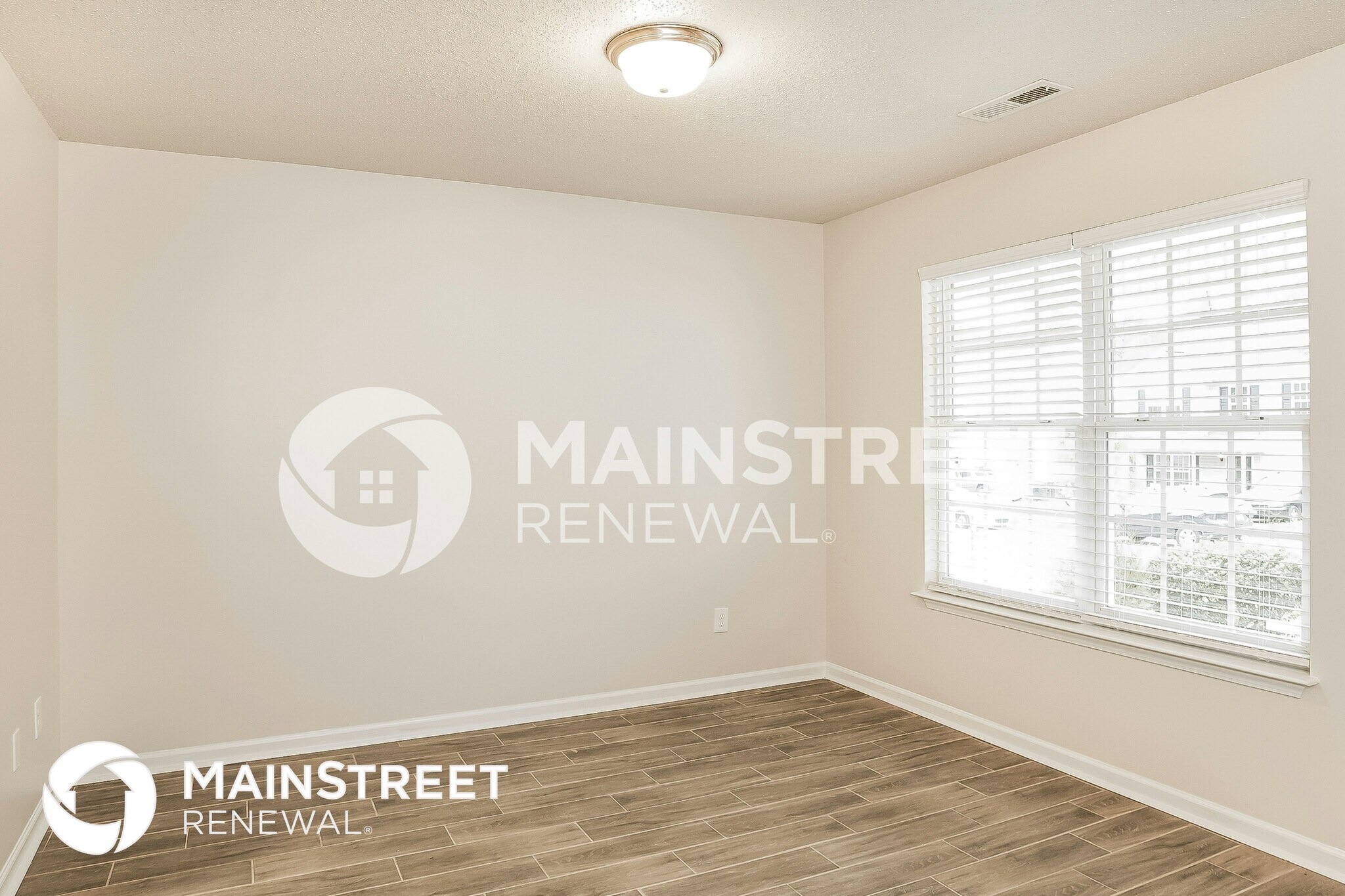 Building Photo - 4656 Chapel Ridge Dr