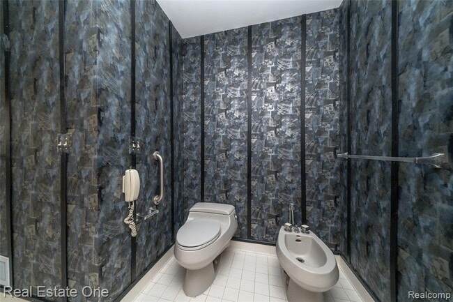 Building Photo - 37412 Legends Trail Dr