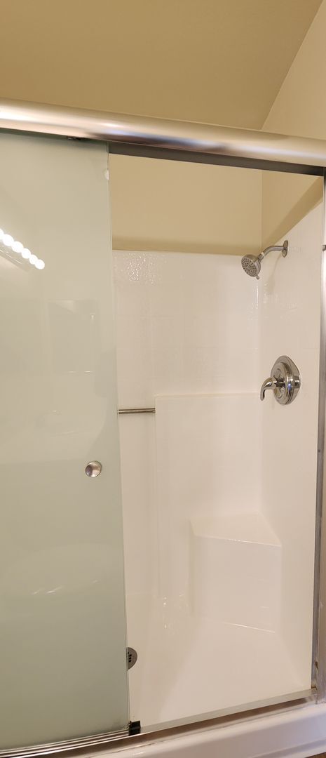 Building Photo - Your perfect Ventura retreat—spacious 3 be...