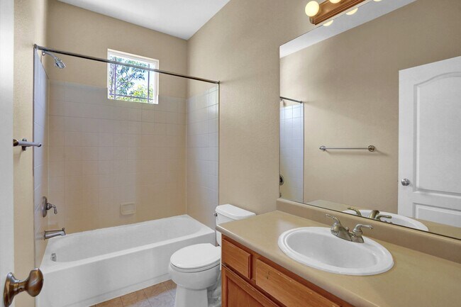 Building Photo - 10261 Meadow Mist Ct