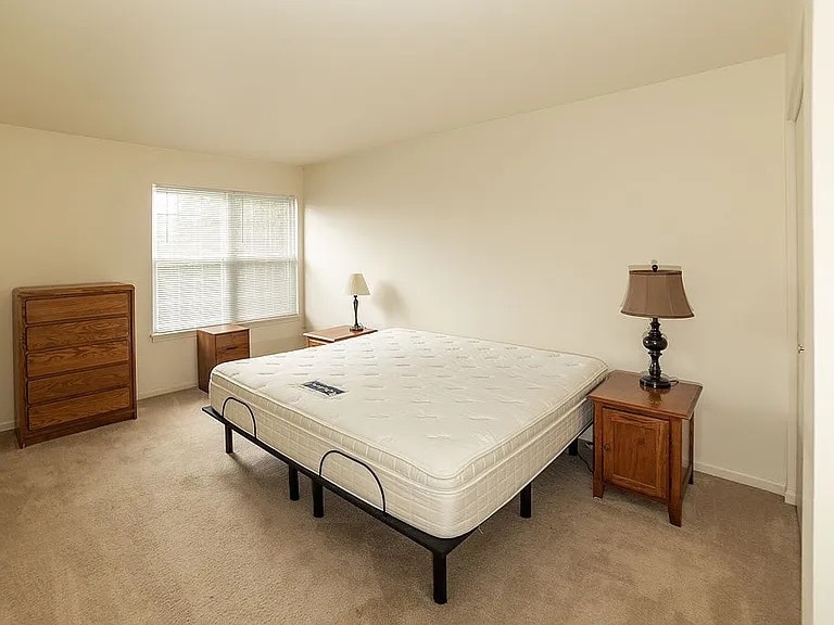 Building Photo - 1702 Saint Ann Dr