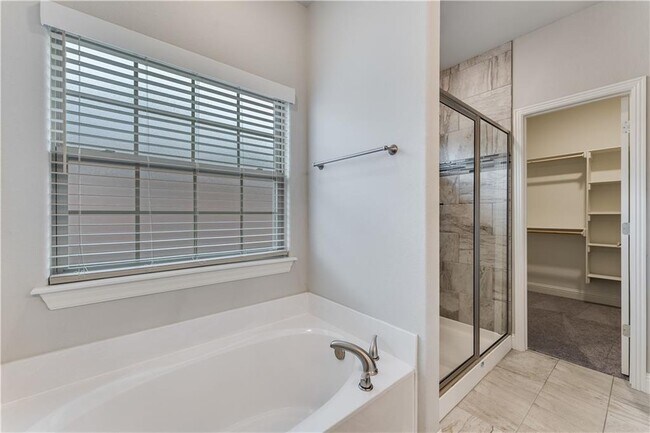 Building Photo - 582 Quartz Wy
