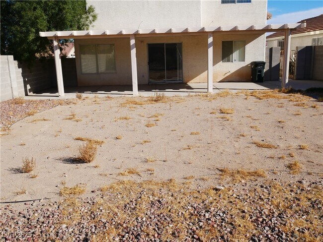 Building Photo - 2313 Avery Dr