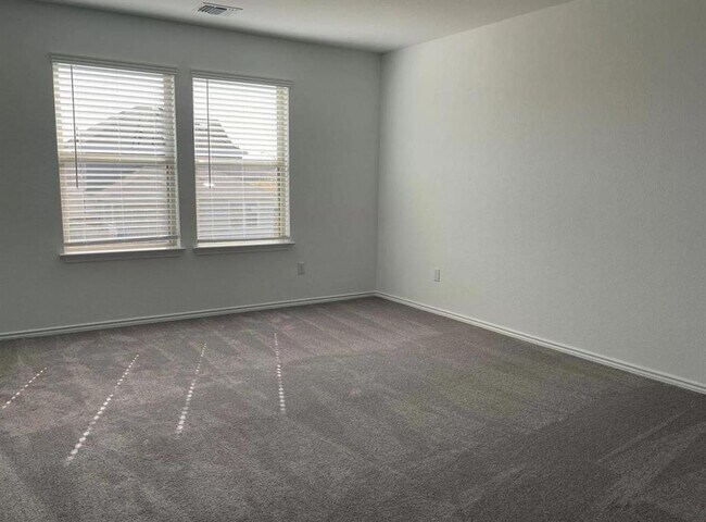 Building Photo - 1512 Holly Lk Dr