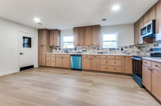 Building Photo - 704 Turner Blvd