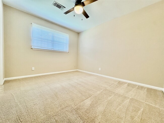 Building Photo - 2206 Tannehill Dr