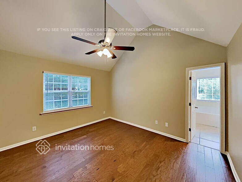 Building Photo - 311 Linsbury Ct