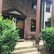 Building Photo - 189 Newman St