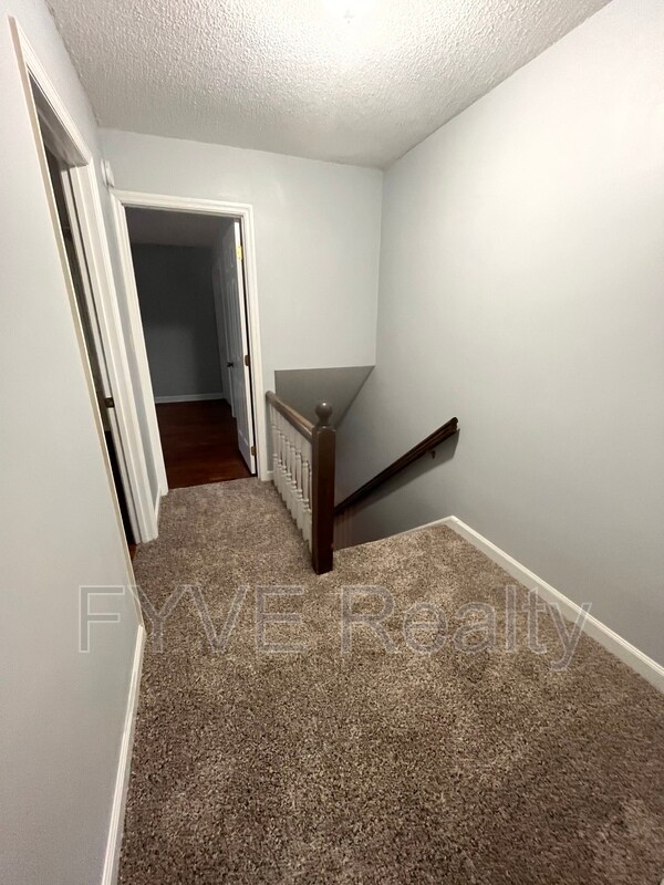 Building Photo - 122 Arcadia Ln