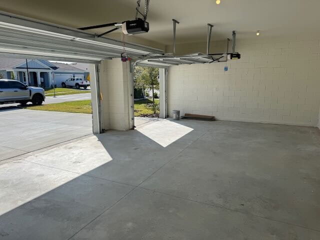 Building Photo - 3210 Arch Ave