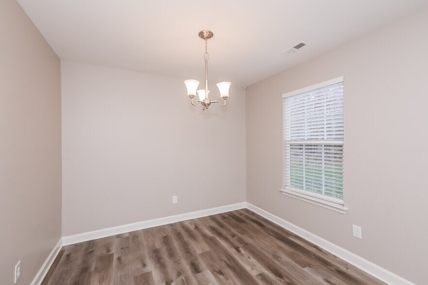 Building Photo - 5028 Revelation Way