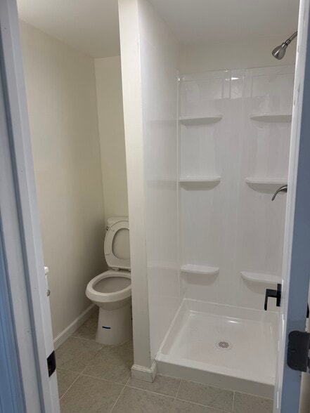 Building Photo - 21 Garden St