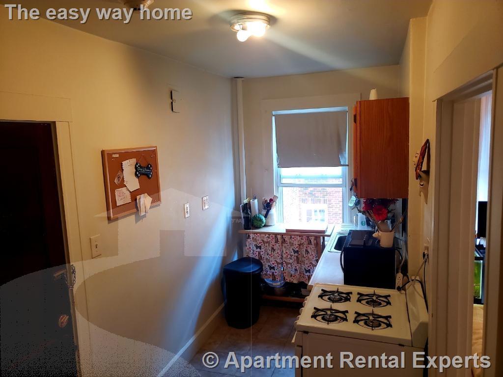 Building Photo - 155 Summer St