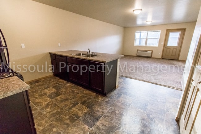 Building Photo - 3810 Mullan Rd