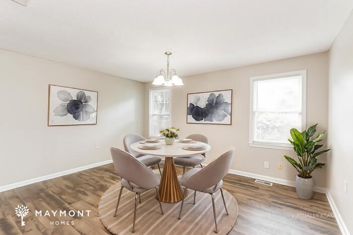 Building Photo - 2358 Forster St
