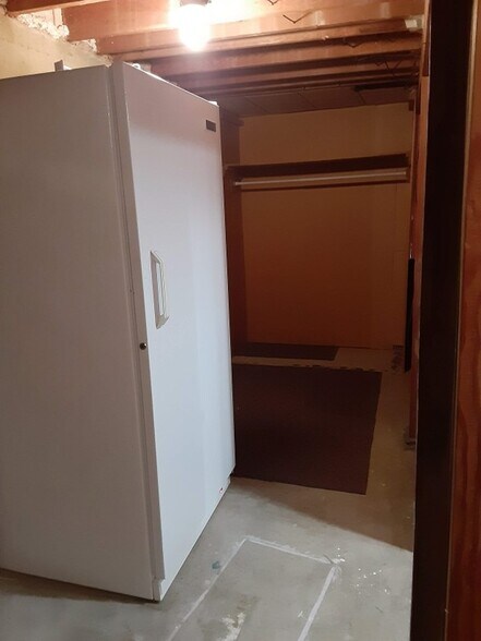 Building Photo - 628 W 3300 S