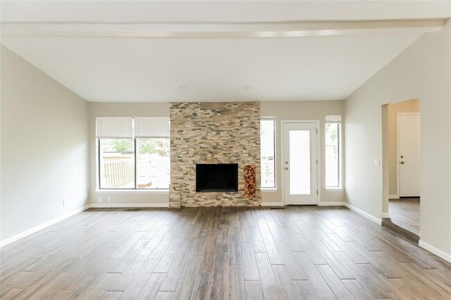 Building Photo - 2133 Running Branch Rd