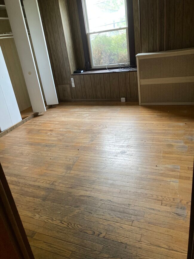 Building Photo - Chandler