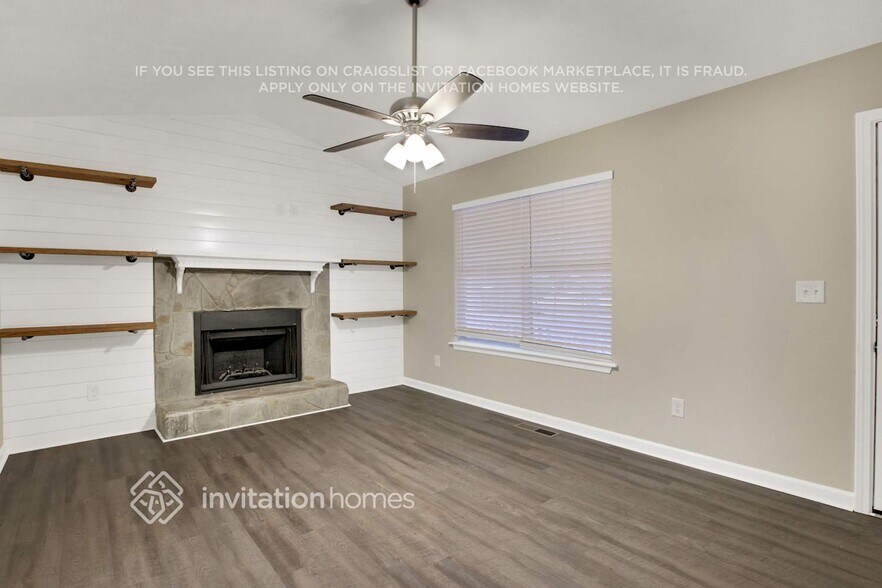 Building Photo - 3859 Willow Hollow