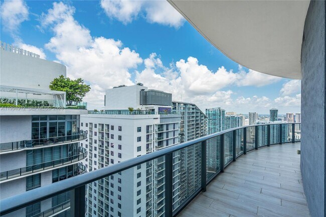 Building Photo - 45 SW 9th St