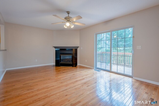 Building Photo - 47 Tunxis St