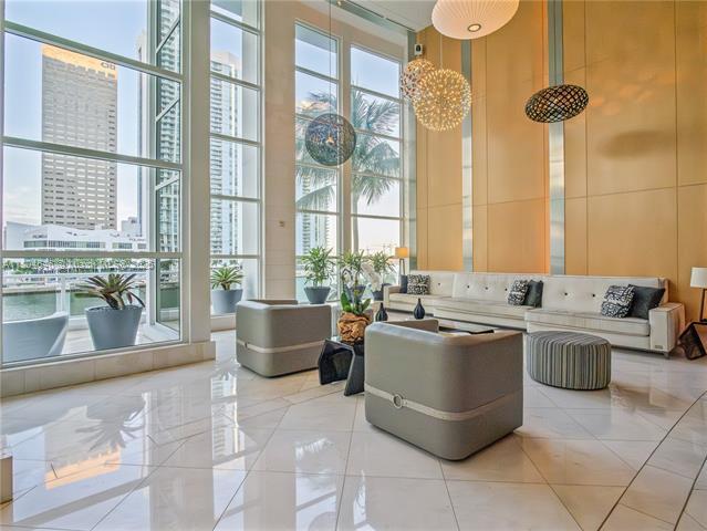 Building Photo - 901 Brickell Key Blvd