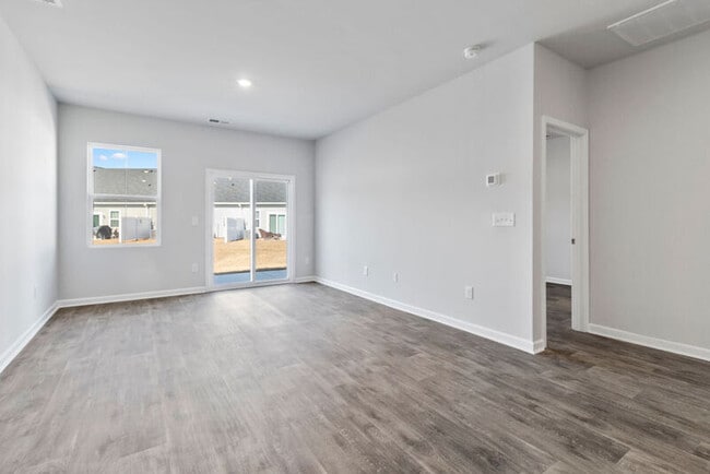 Building Photo - 129 Hoffman Park Drive