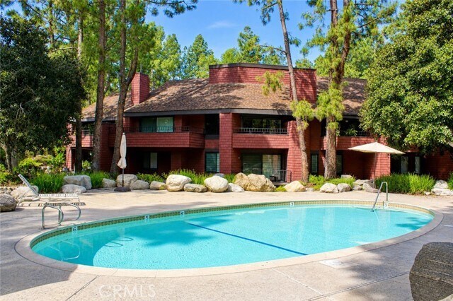 Building Photo - 380 S Prospectors Rd