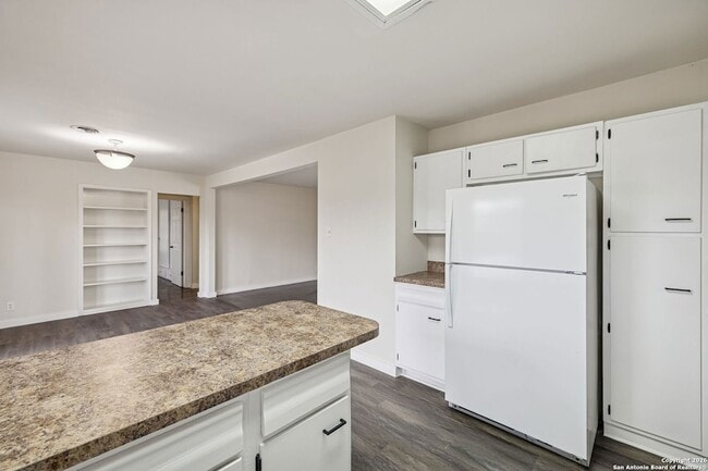 Building Photo - 4627 Allegheny Dr