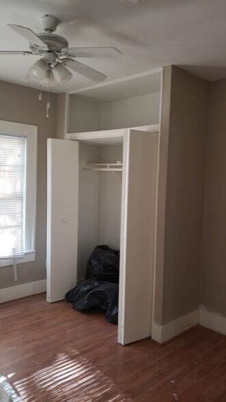 Building Photo - 4914 Milam St