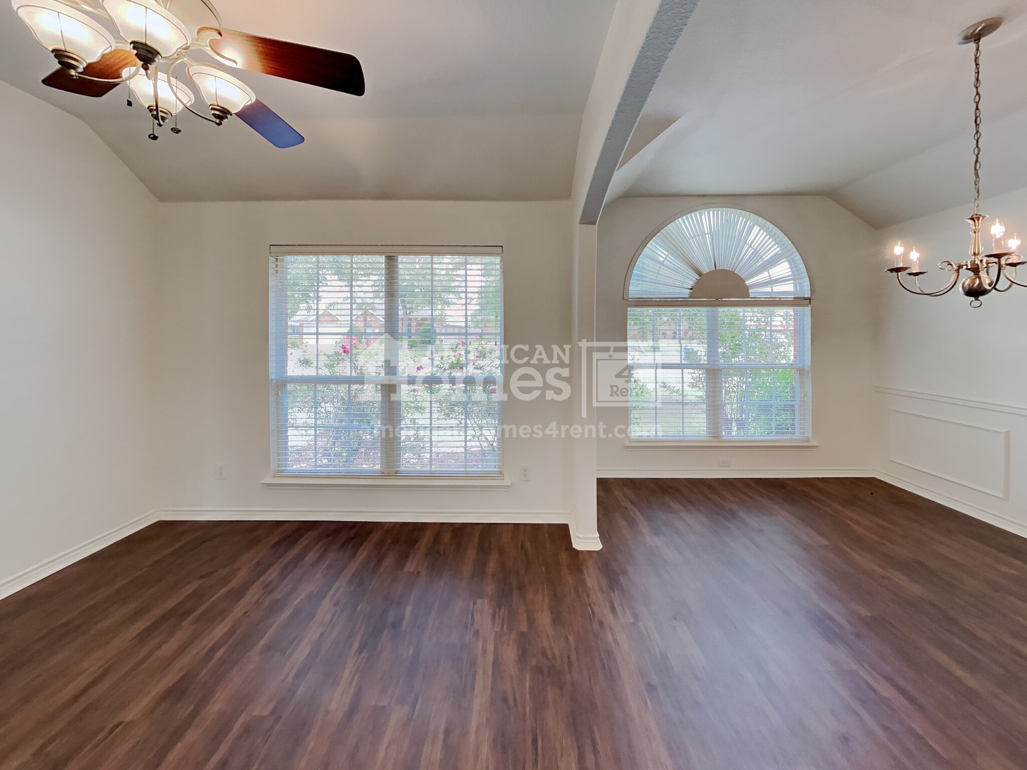 Building Photo - 521 Covey Trl