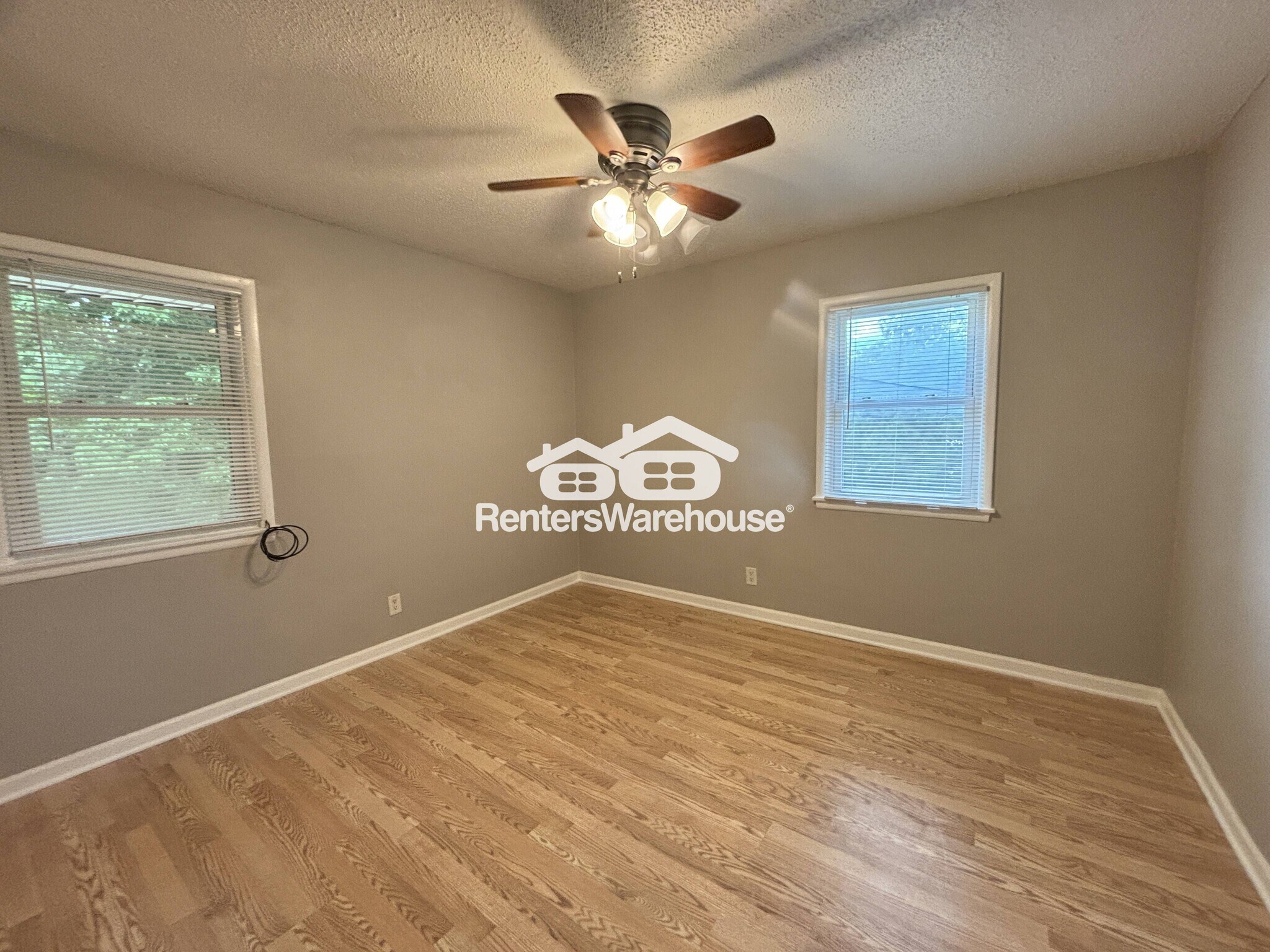 Building Photo - 229 College Ave