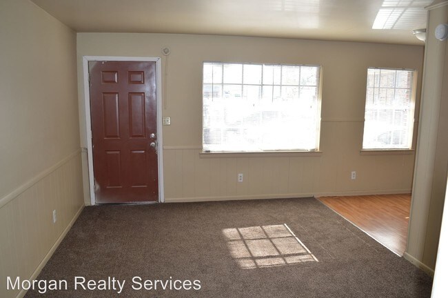 Building Photo - 1802 Polly Reed Dr