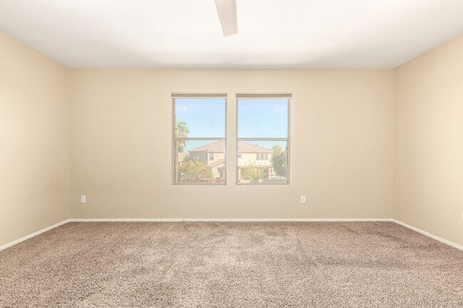 Building Photo - Spacious & Elegant Home with Resort-Style Backyard in Gated Community