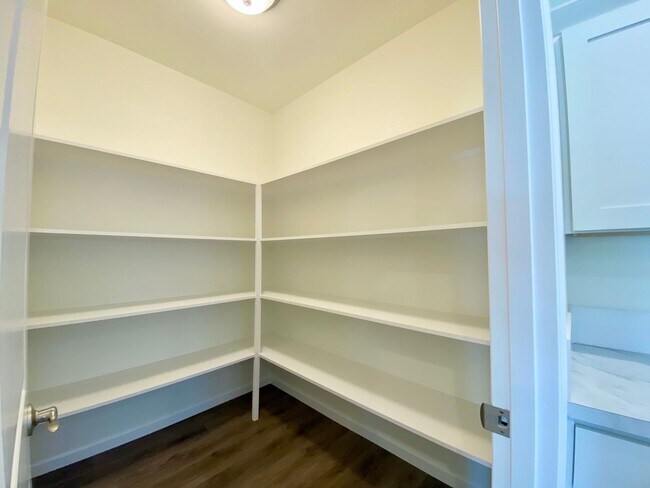 Building Photo - Beautiful, Newly-Built Home with Office