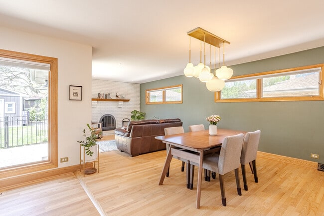 Building Photo - 715 Lamon Ave