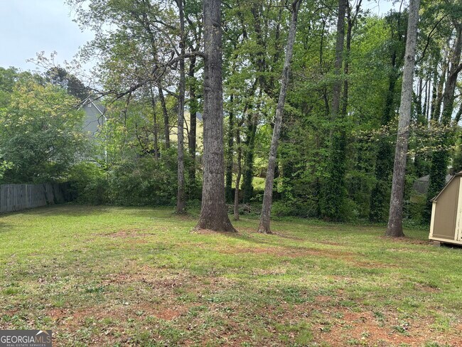 Building Photo - 4961 Brownwood Dr