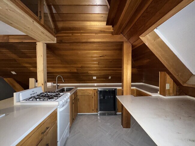 Building Photo - "Charming Studio Gem with Office and Hardwood Floors in the Heart of Minneapolis!"