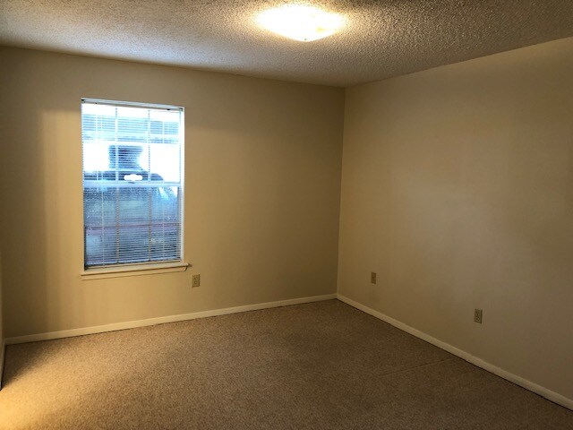 Building Photo - 9851 Jefferson Hwy