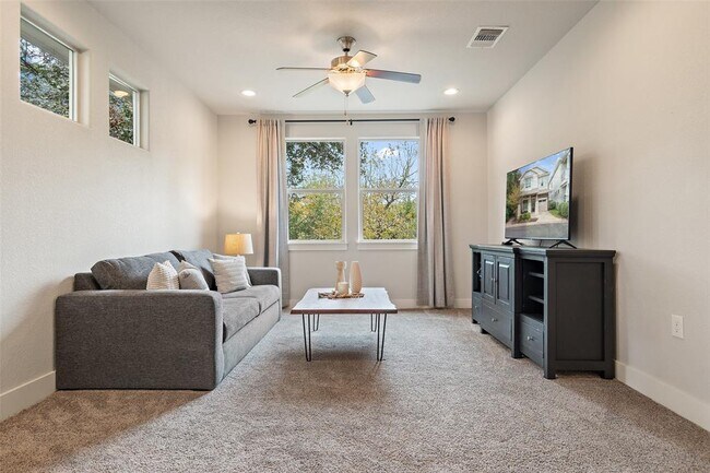 Building Photo - 12214 Cottage Promenade Ct