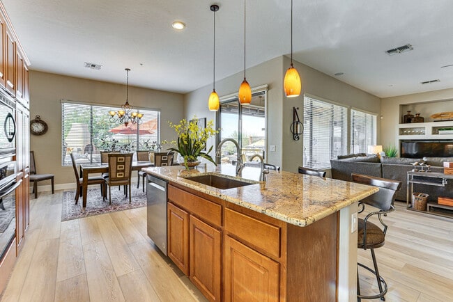 Building Photo - 41708 N Cross Timbers Trail
